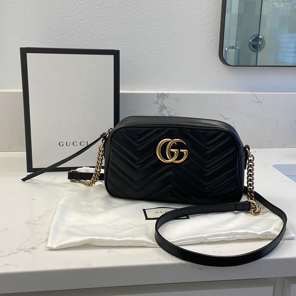 GG MARMONT SMALL SHOULDER BAG